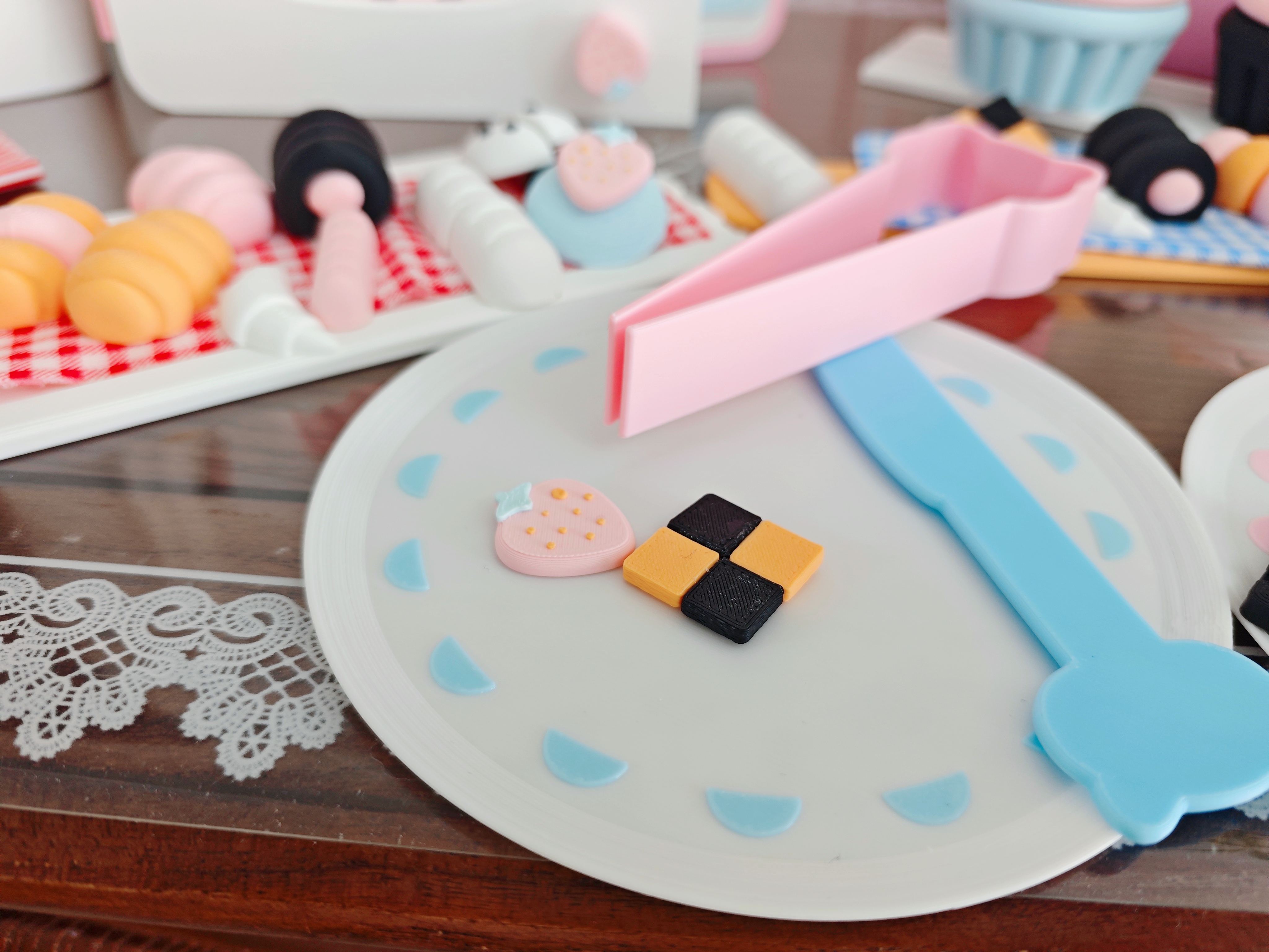 Miniatura 14 do modelo 3D 迷你人生过家家 烘焙达人 小孩玩具自由组拼装 模块化 一大套烤箱微波炉蛋糕面包饼干马卡龙随意组合