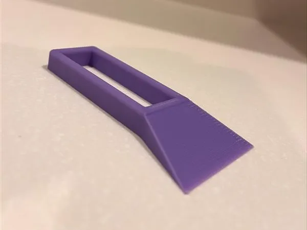 Bed scraper