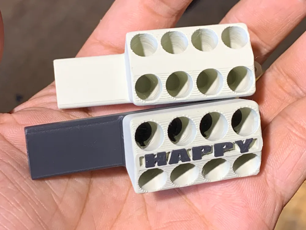 Minimalist mini V8 engine cigarette holder Life accelerator 8 times the fun  Can be used as a pendant keychain - Free 3D Print Model