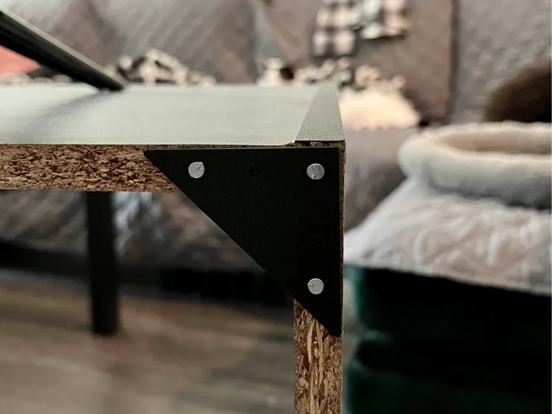 Target Cube Storage Bracket (Corner)