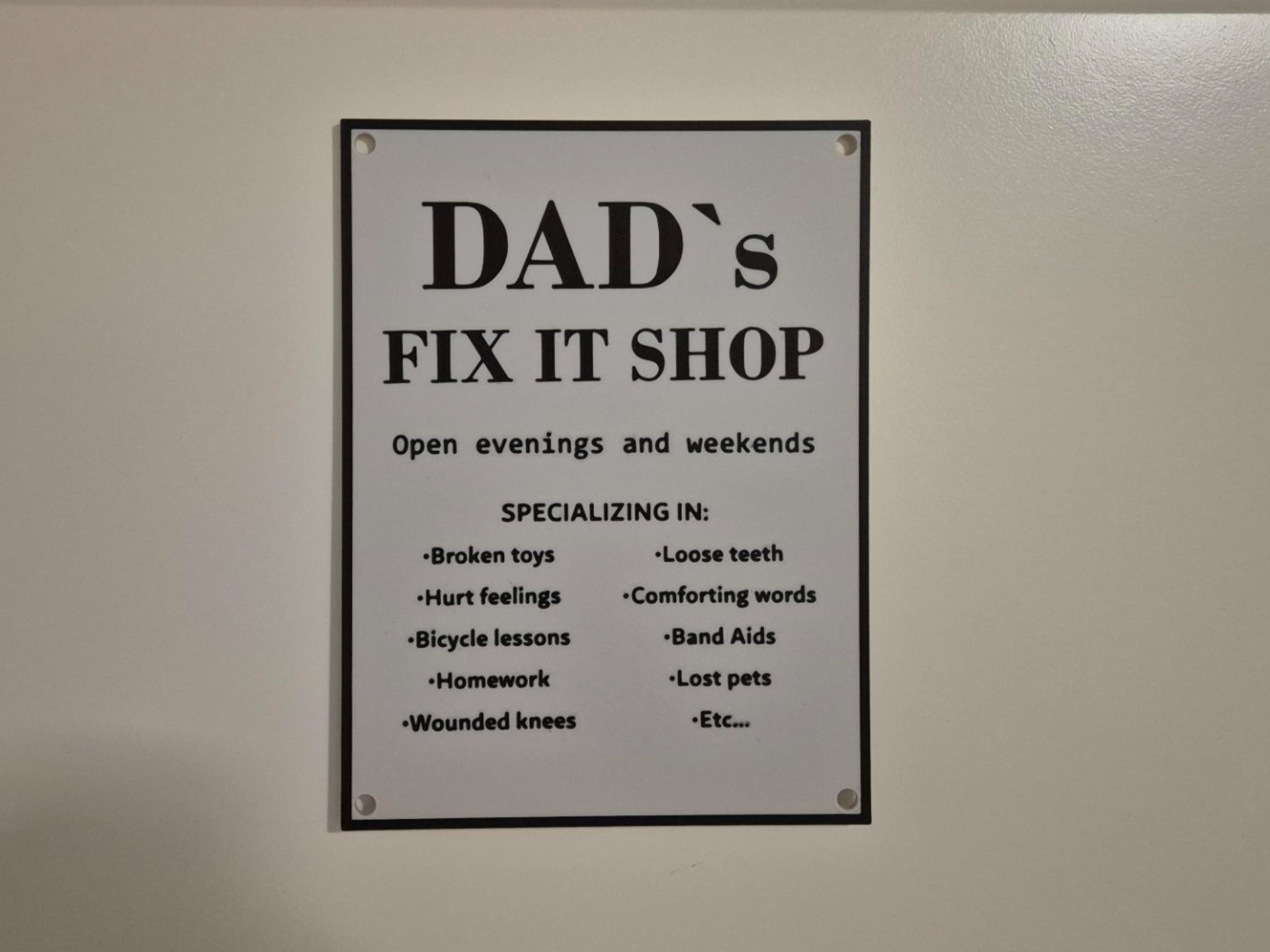 Dad’s Fix It Shop – Door Sign