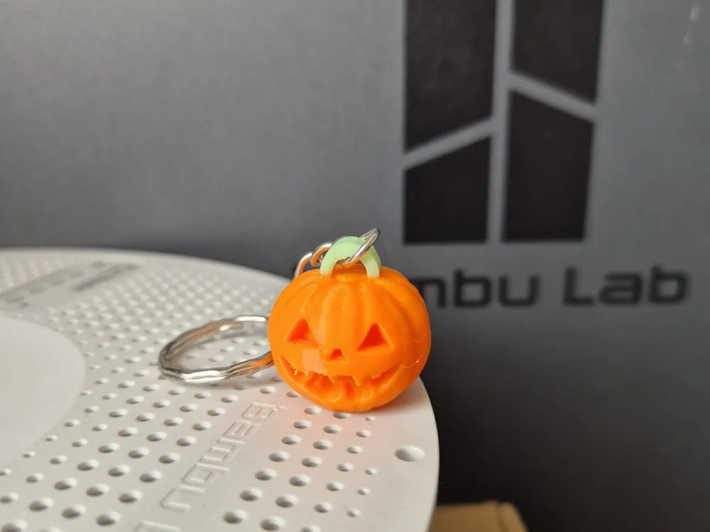 Halloween Keychain - Free 3D Print Model - MakerWorld
