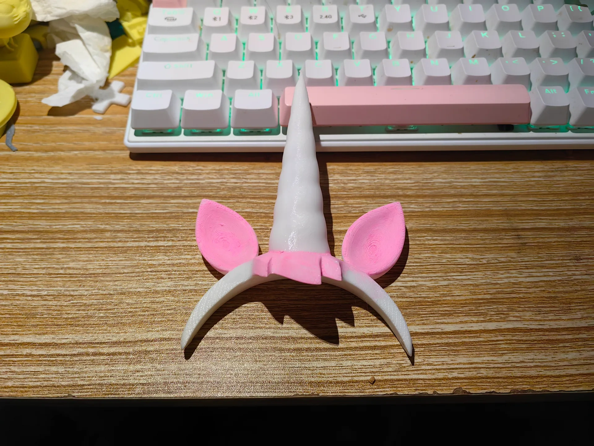 Miniatura 1 do modelo 3D 独角兽发箍头饰，老婆孩子大尺寸，猫咪小狗小尺寸