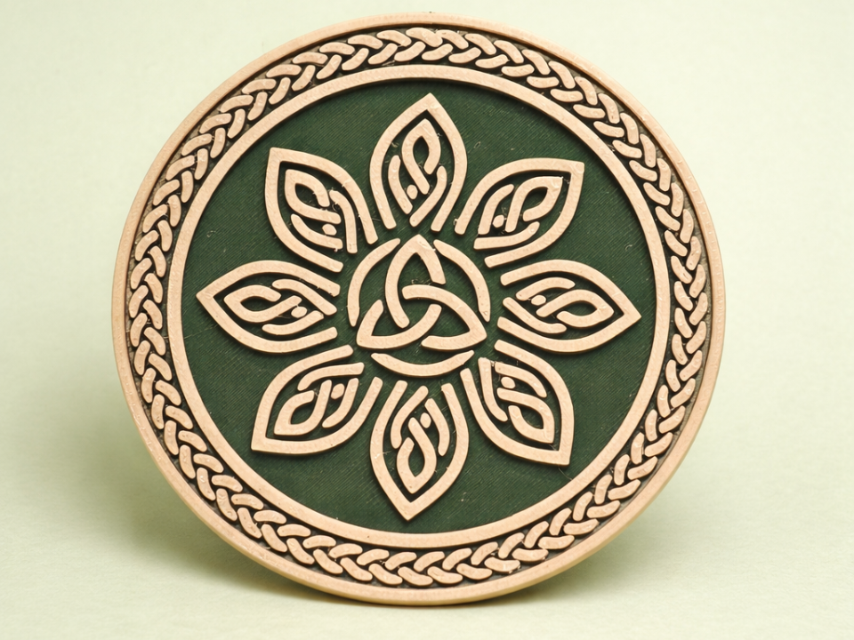 Celtic Flower Coaster – Triquetra Knot Design