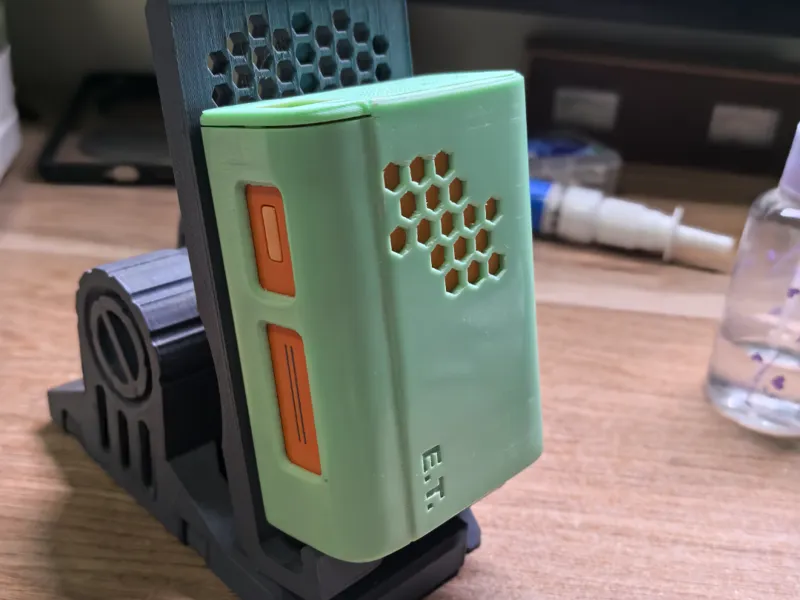 酷态科CUKTECH CP13电能块充电宝保护壳磁性版