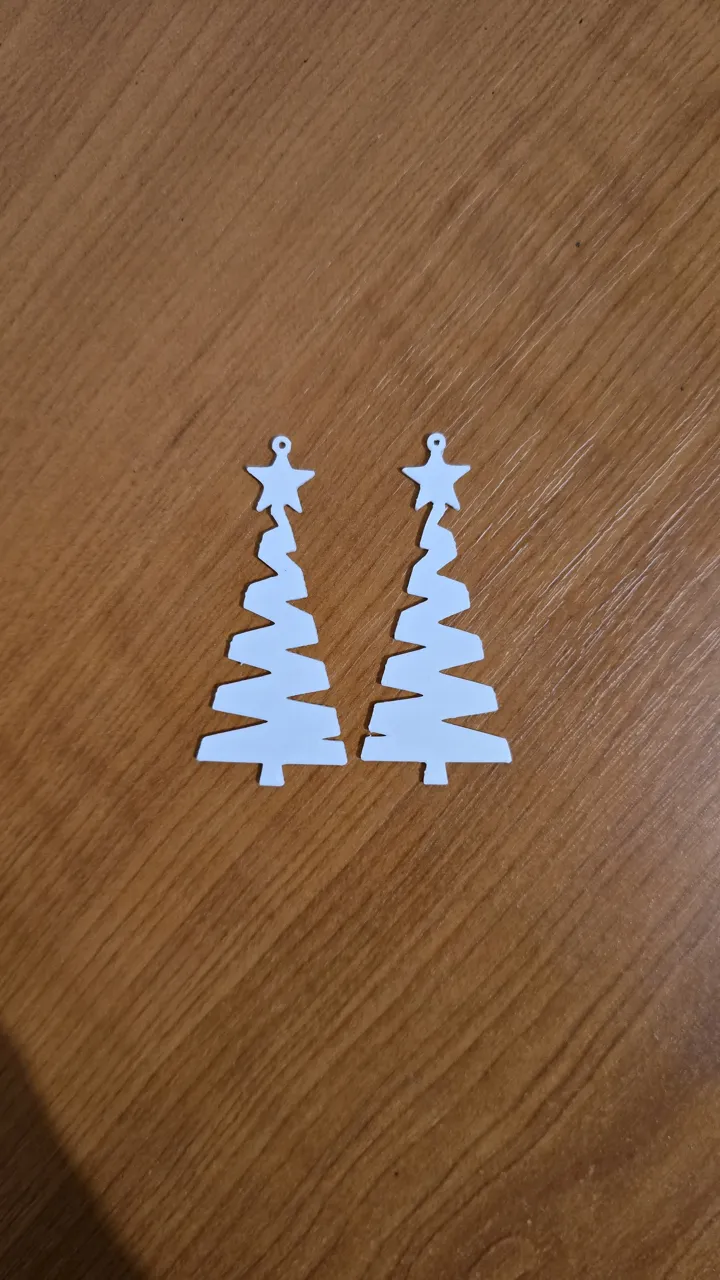 Xmass Tree Earrings view 3