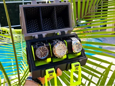 Ultimate Watch Box, Display