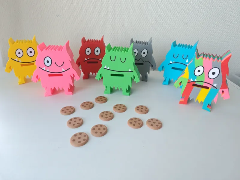 The color monster feeding box