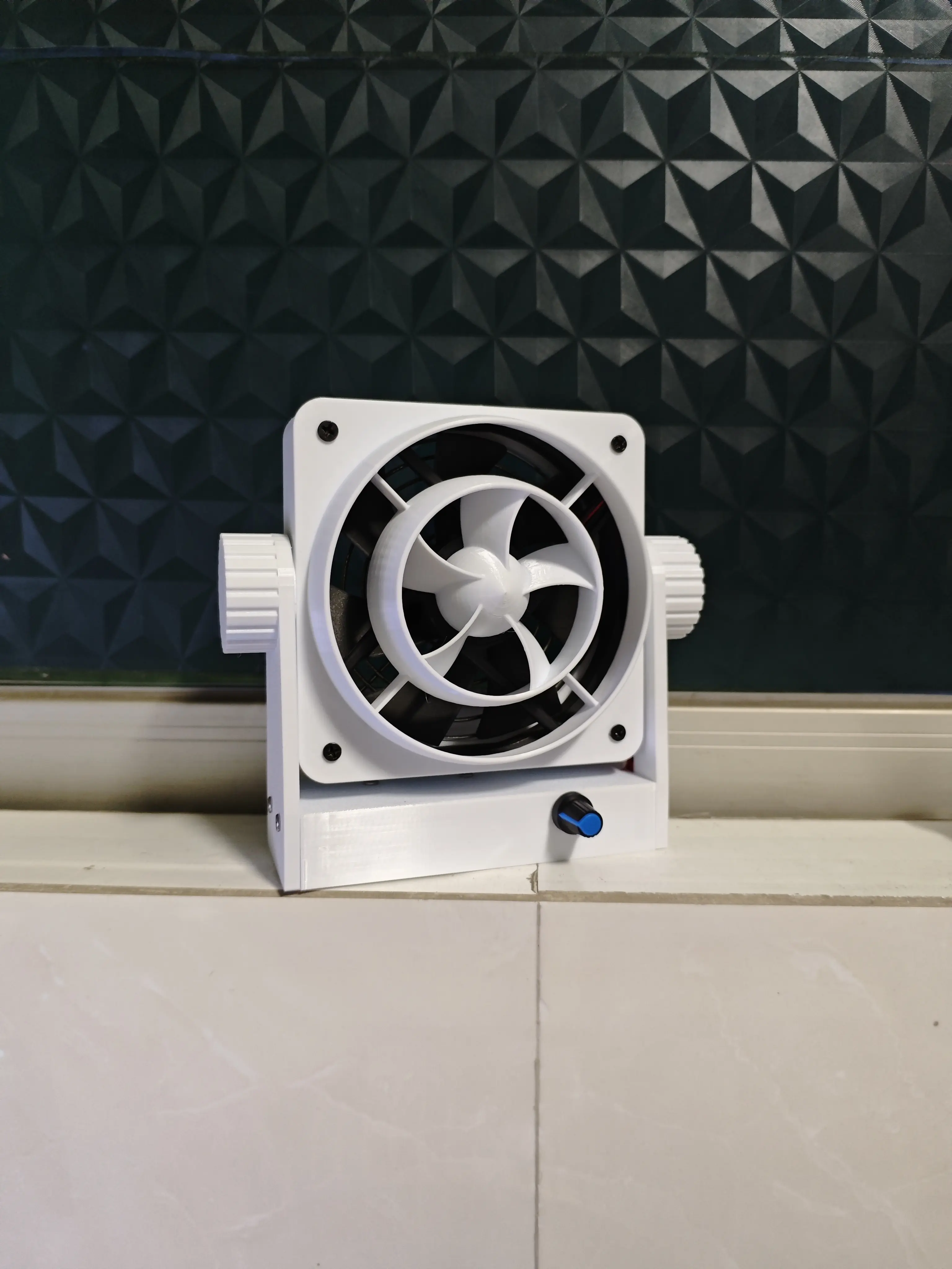 Miniatura 3 do modelo 3D 12CM机箱风扇改造12V12CM桌面风扇