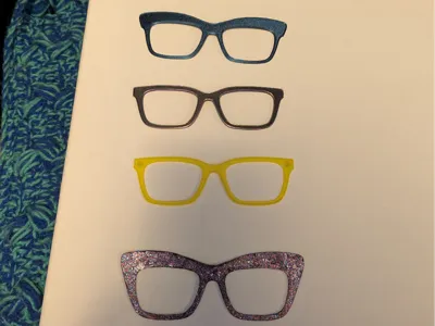 Pair Eyewear Larkin and Hybrid Larwanda, LarElla
