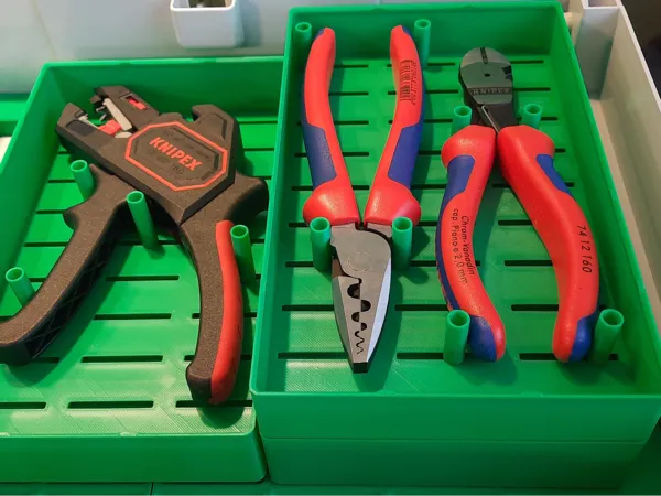 https://makerworld.bblmw.com/makerworld/model/USd2983a3dbc3bfc/design/2024-10-03_f1fbcaea7b162.jpg