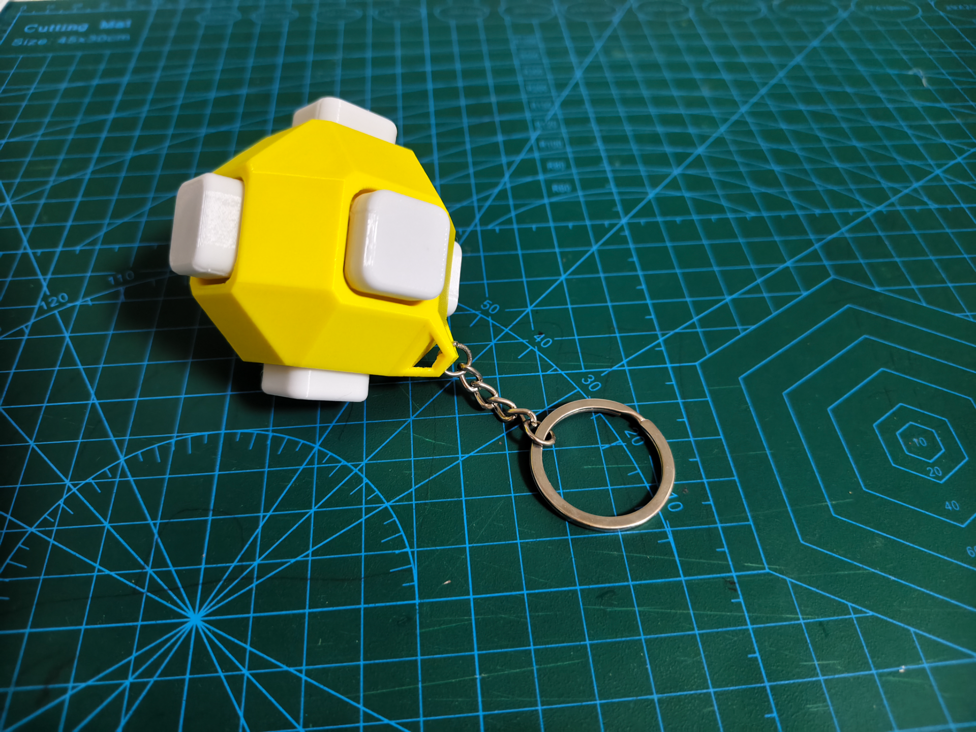 Miniatura 1 do modelo 3D 水雷-解压玩具
