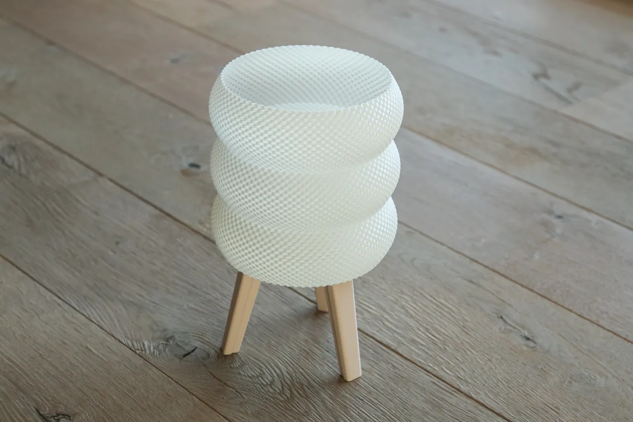 Tripod Lamp 2.0 - 3 different Shade Options view 4