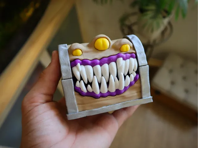 working mimic chest (with double bottom)