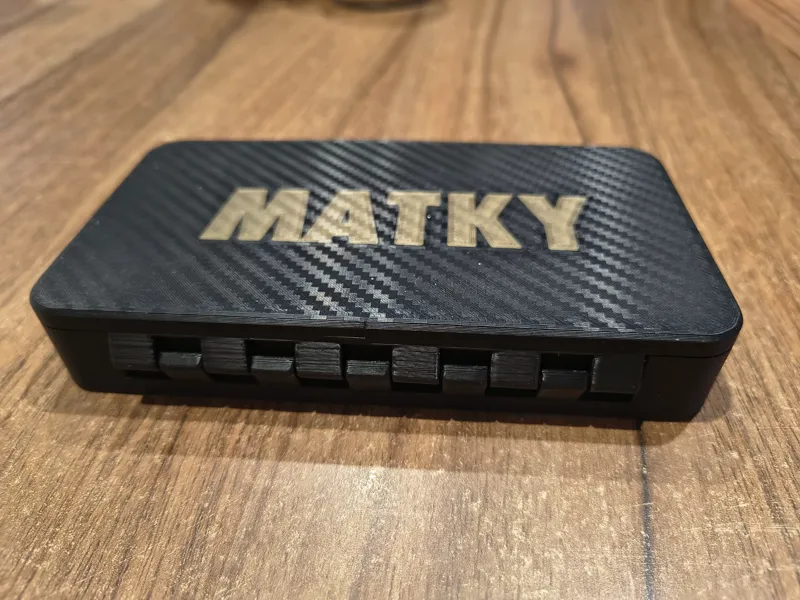Small items box with editable text