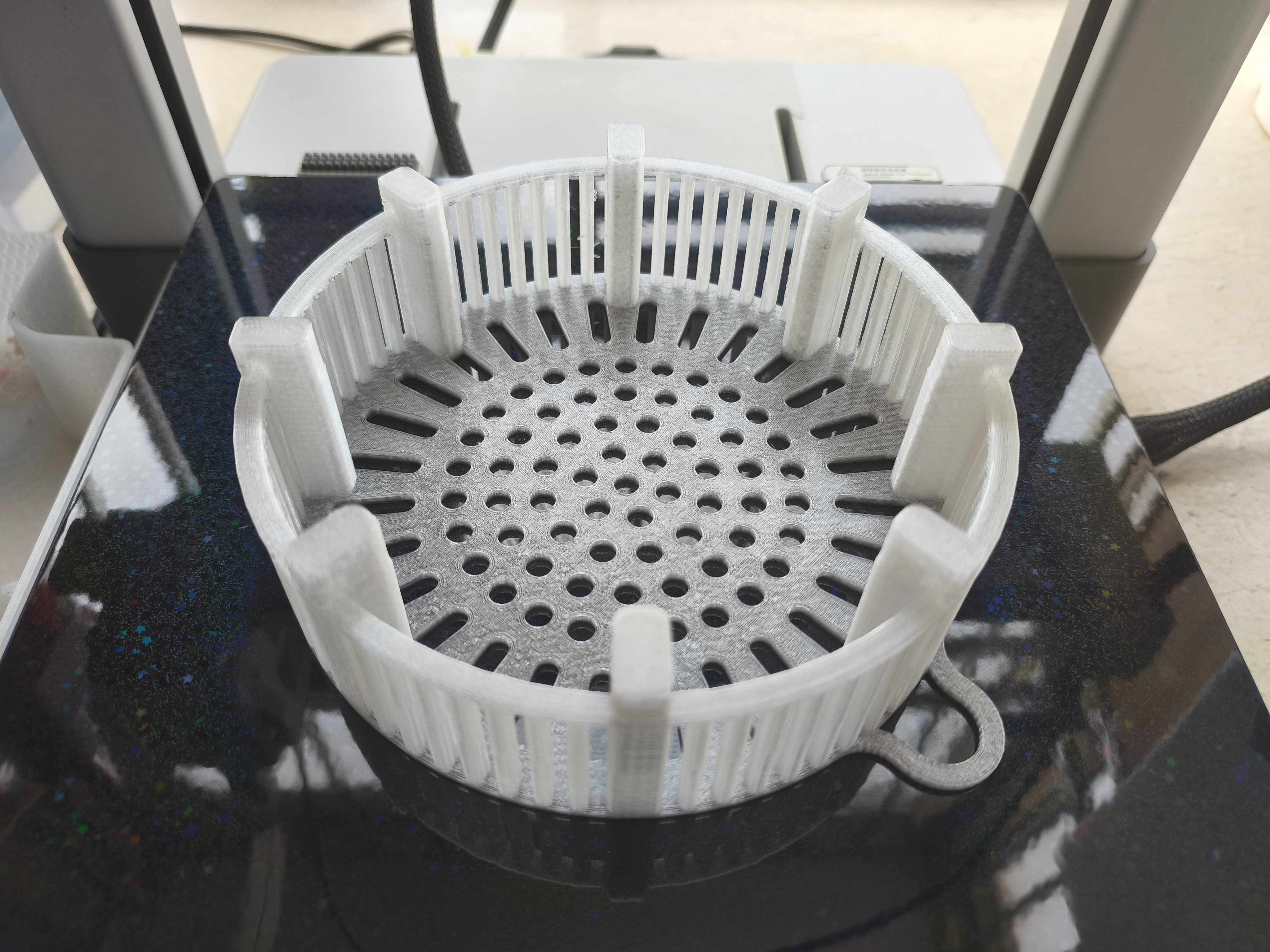 Miniatura 1 do modelo 3D 15cm鹿角蕨种植盆（带浇水/施肥神器）（更新接水托盘）