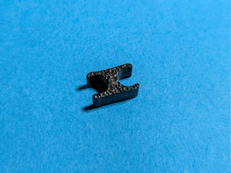 Cable clip for cables ⌀4 - 4.5mm, ideal for ⌀4,5mm