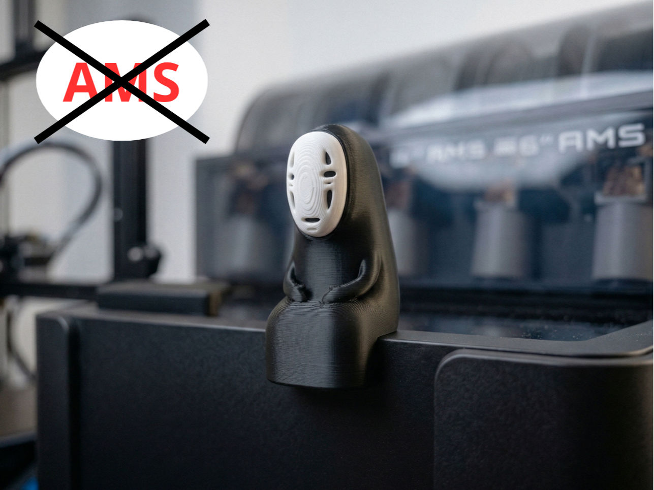 No AMS Sitting No-Face - Monitor / Buddy
