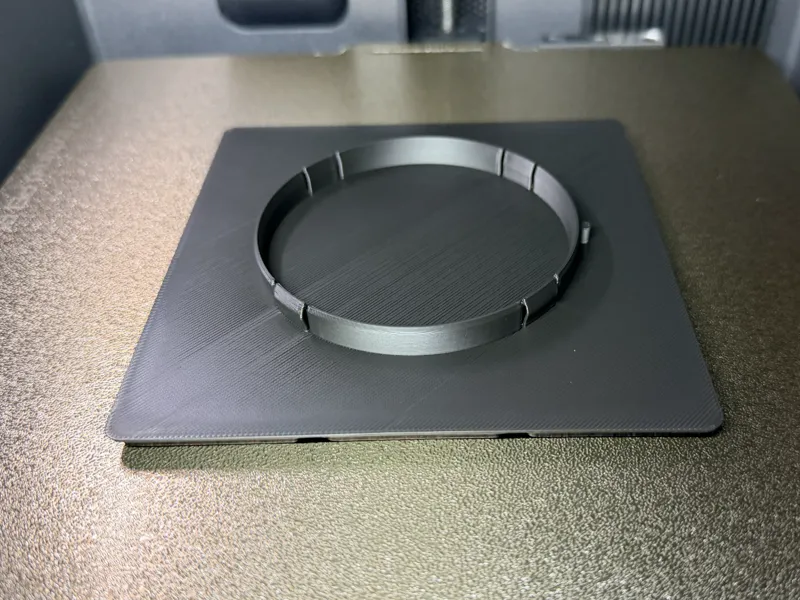Spoolfinity (Bambu Lab spool on Gridfinity Plate) 