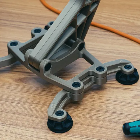 Headphone Stand - Industrial view 4
