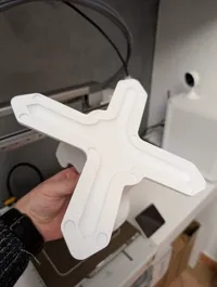 With 12 hollow spaces for 10x3 mm rubber feet