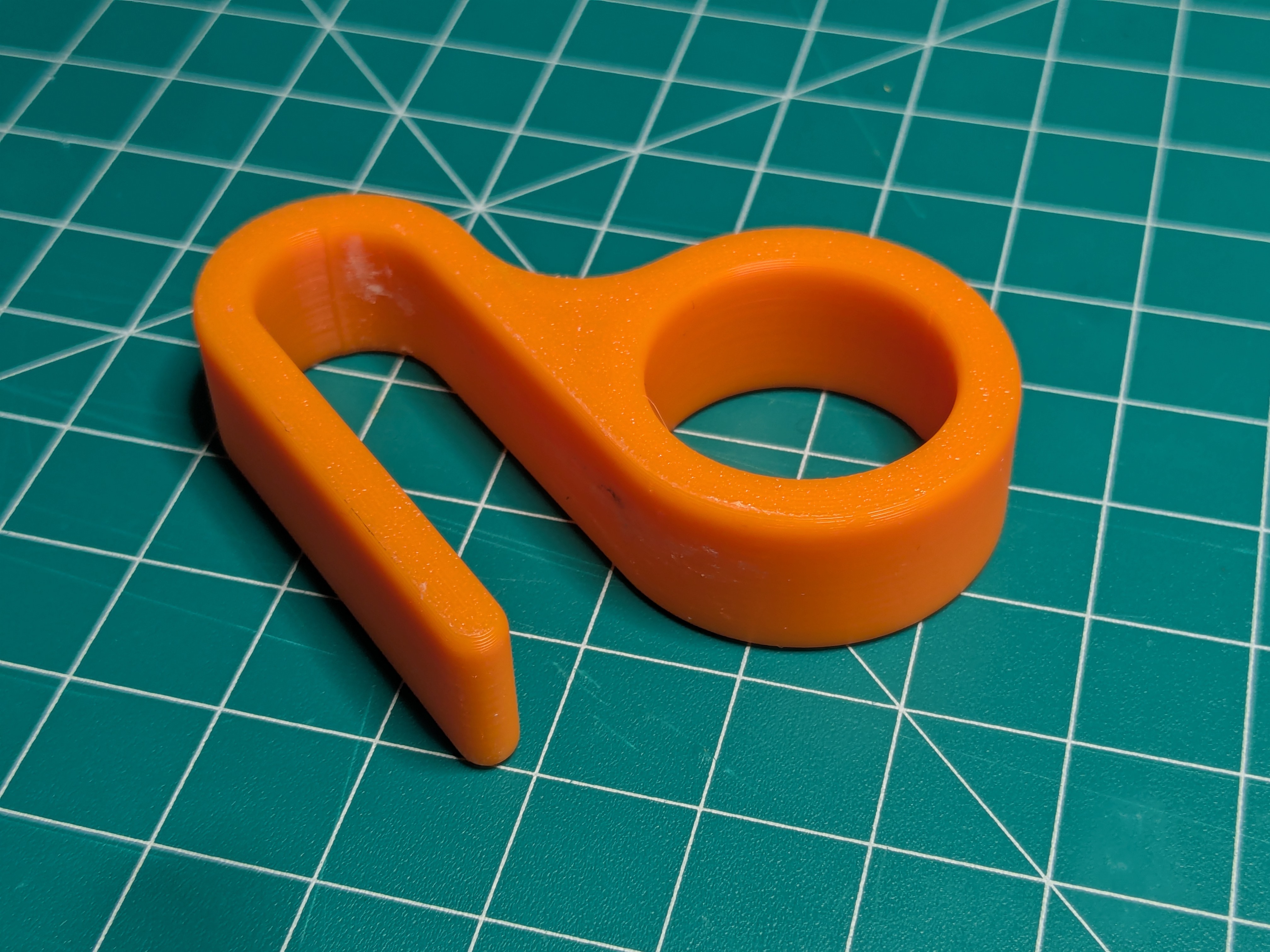 Miniatura 2 do modelo 3D Door stop on hinge