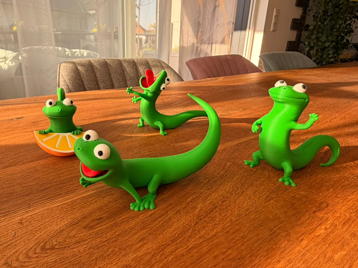 Lizard Trio - Hoppers - Tom Lizard Meme Version 2