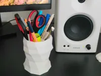 Pot à crayons simple et économique — photo 1