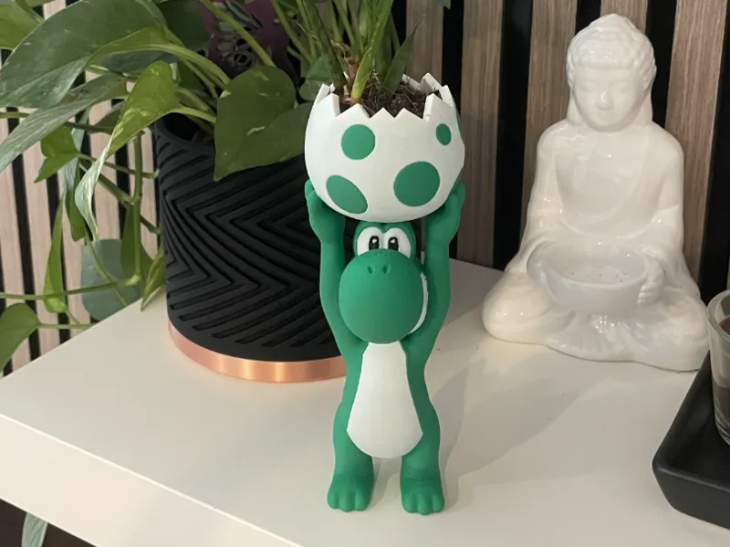 Classic Yoshi – Planting Joy! 17CM