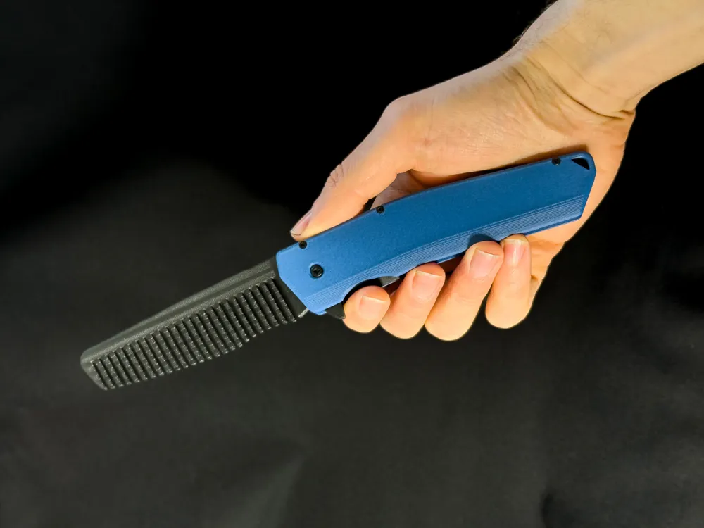 Hand Comb Format Folding Comb with Liner Lock & Magnetic Assist - Free 3D Print Model ...
