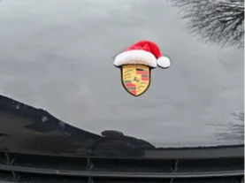 Santa head for a car bonnet