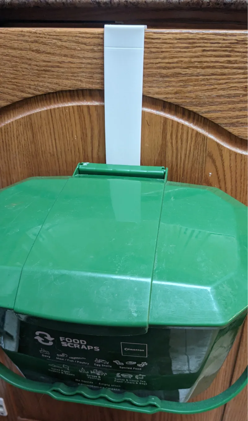 Food Scraps Pail/Bin Hanger