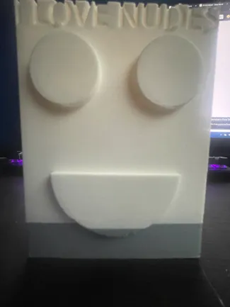 I love nudes pen holder 