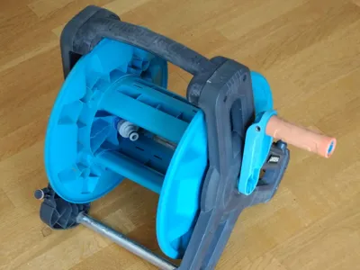 Feed-through Gardena Hose Reel