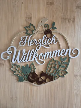 Letrero o emblema decorativo: Herzlich Wilkommen – Herbst Türkranz & Wanddeko — vista de referencia 4