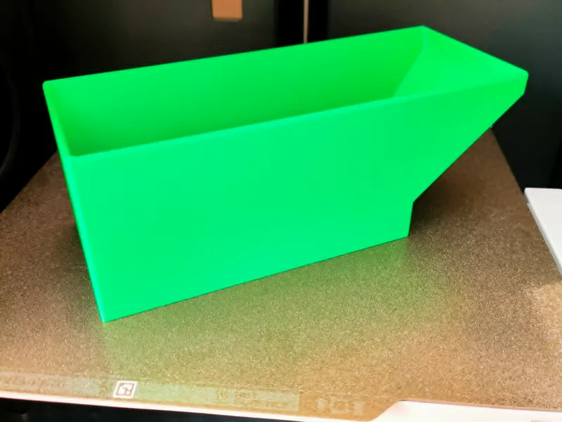 Filament waste container