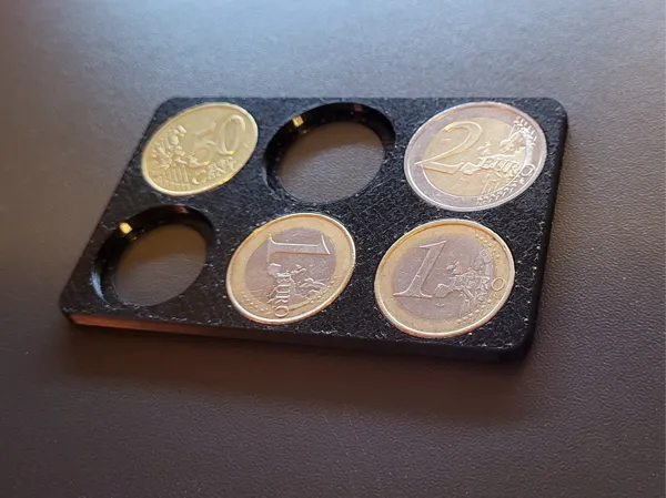https://makerworld.bblmw.com/makerworld/model/USd308362b371494/design/2025-04-05_e69a418e82859.jpg