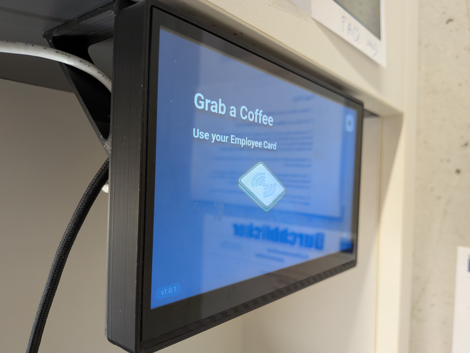 7" Raspberry Pi Display Case with Mounting Options