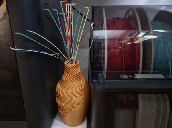https://makerworld.bblmw.com/makerworld/model/USd3109d93ee46d3/design/2024-12-23_59b44a5ff976a.jpg