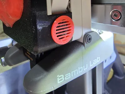plug, filter, for custom extruder cover.
