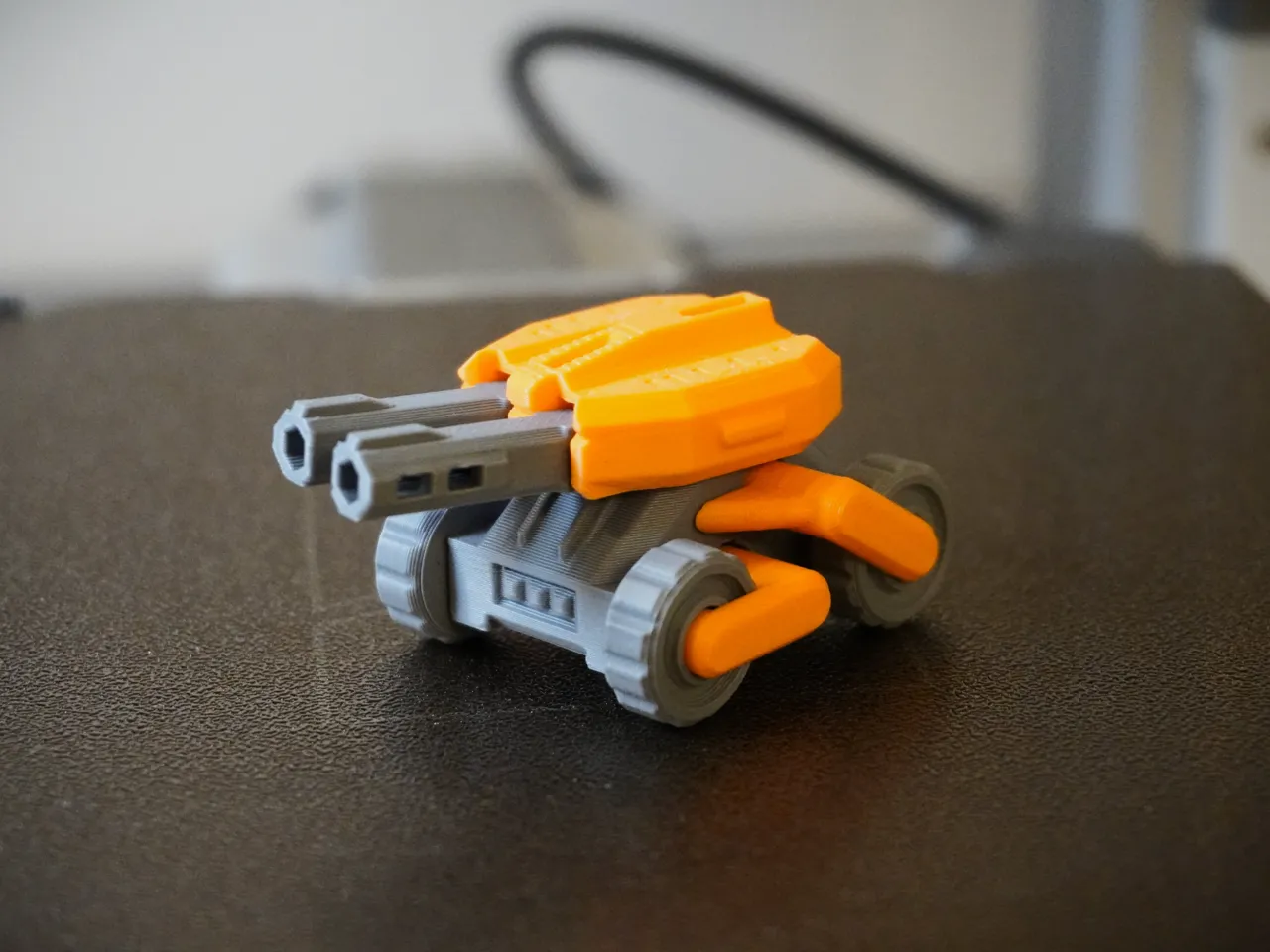 Racer Tank Mech - Model Kit view 2