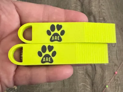 Pet food can opener