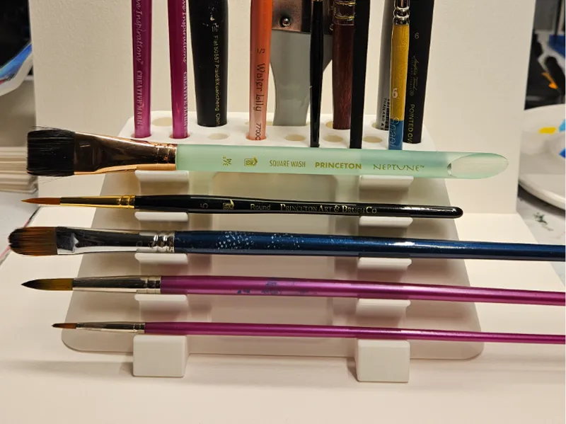 Artists Brush Holder