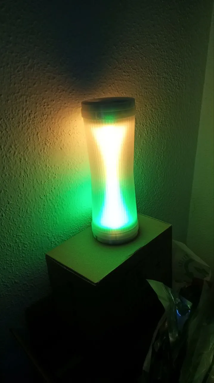 Lampara Efecto tornado. Tornado Effect Lamp