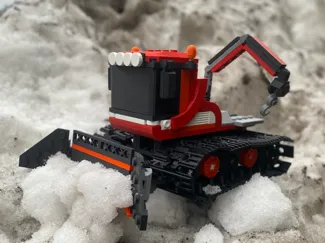 Snow groomer 300%