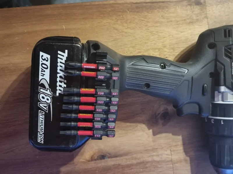 Makita Bithalter