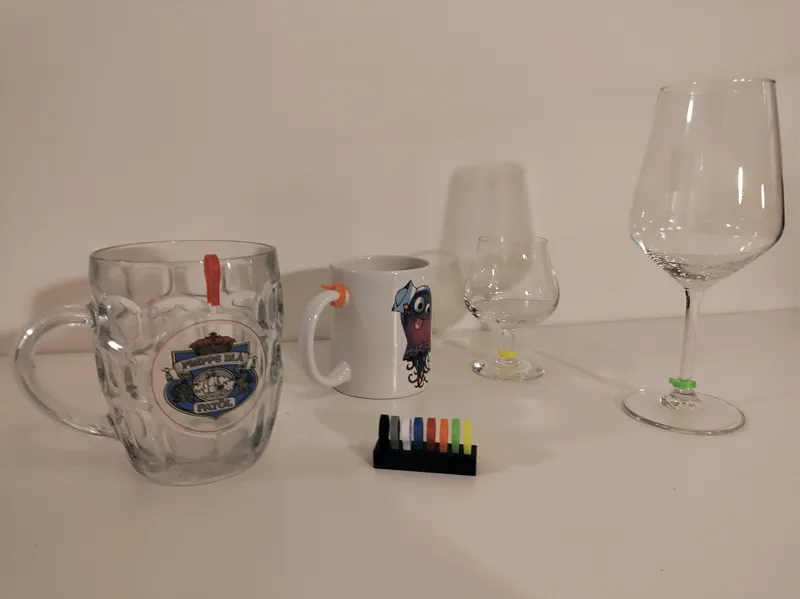 Cup Markers with stand - Fits all cups