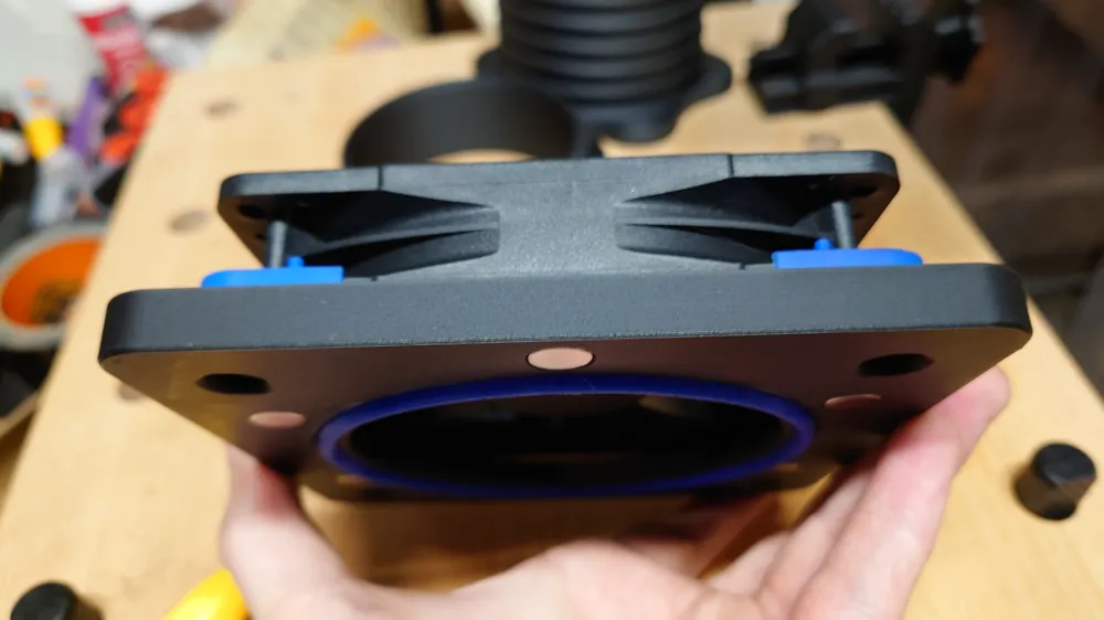 Magnetic Fan Rails Magnetic Fan Mount (120mm) by AlXtech MakerWorld: Download Free 3D Models