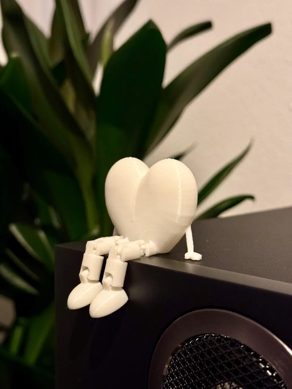 Flexi Legs Articulated Heart - Valentine's Day - Free 3D Print Model ...