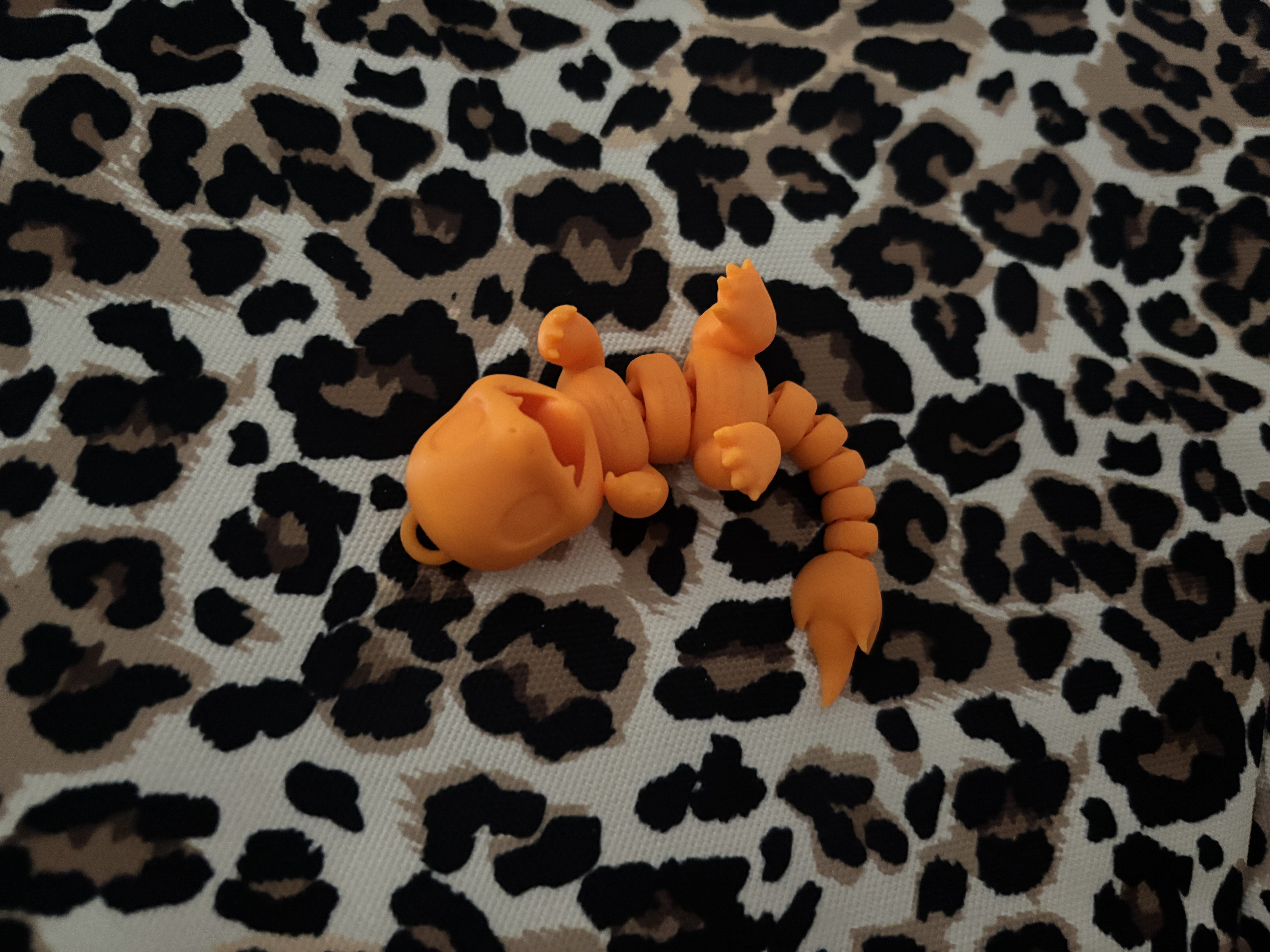 Miniatura 4 do modelo 3D 小火龙铰链可动钥匙扣